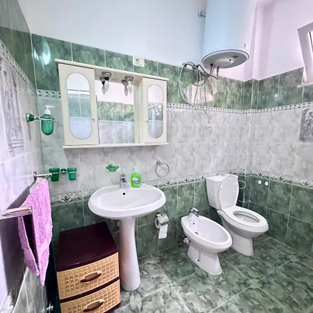 Azalea Apartment