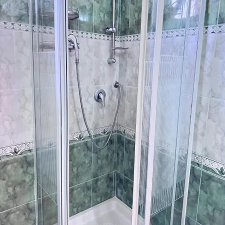 Azalea Apartment Durres